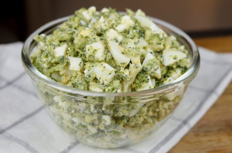 Sałatka z brokułem
