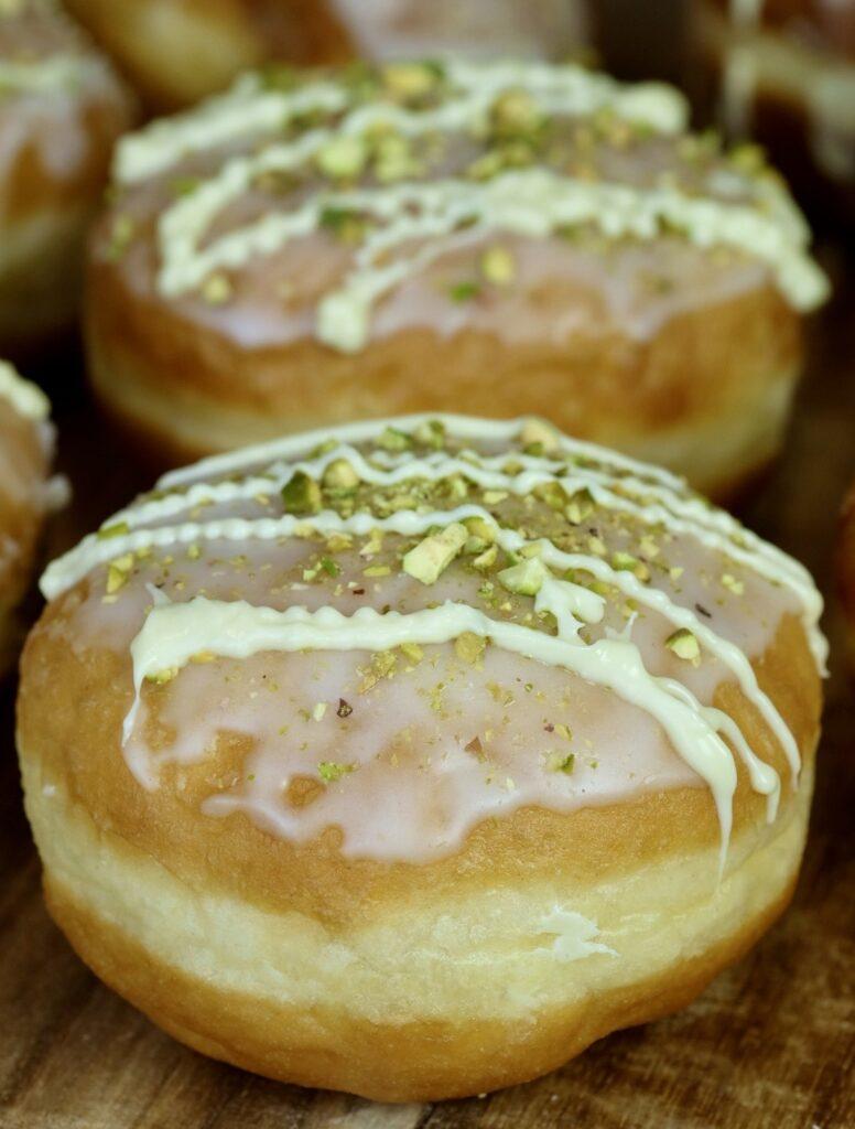 pączki pistacjowe