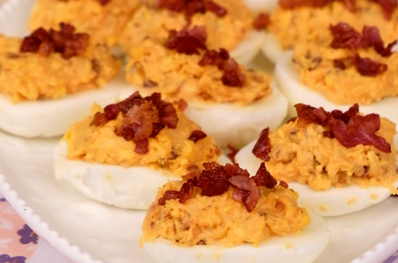 Jajka faszerowane boczkiem