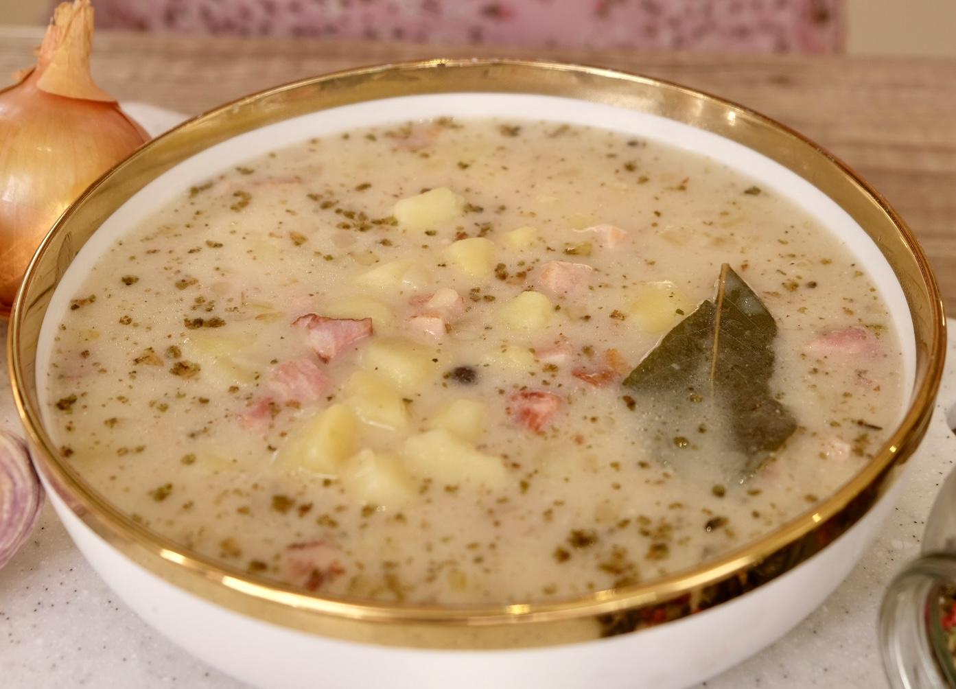 zalewajka z ziemniakami i boczkiem