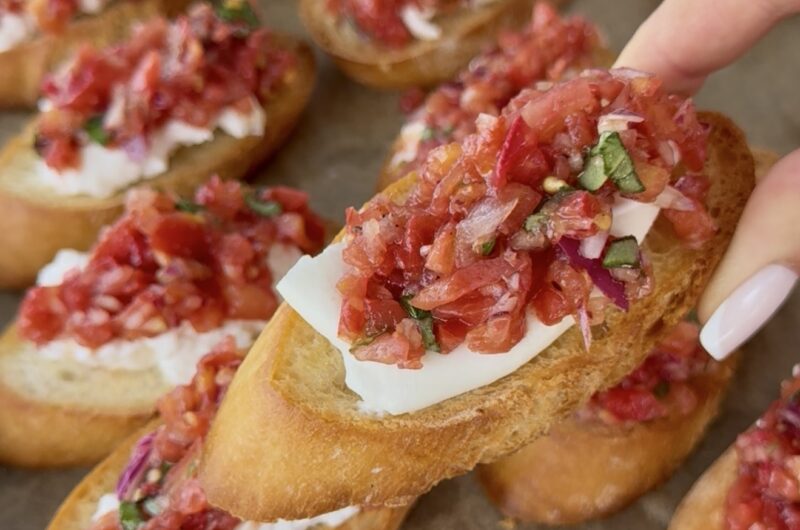 Bruschetta z pomidorami